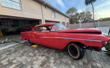 Buick-Super-1958-Seminole-Red-White-Black-And-Silver-13