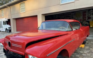 Buick-Super-1958-Seminole-Red-White-Black-And-Silver-15
