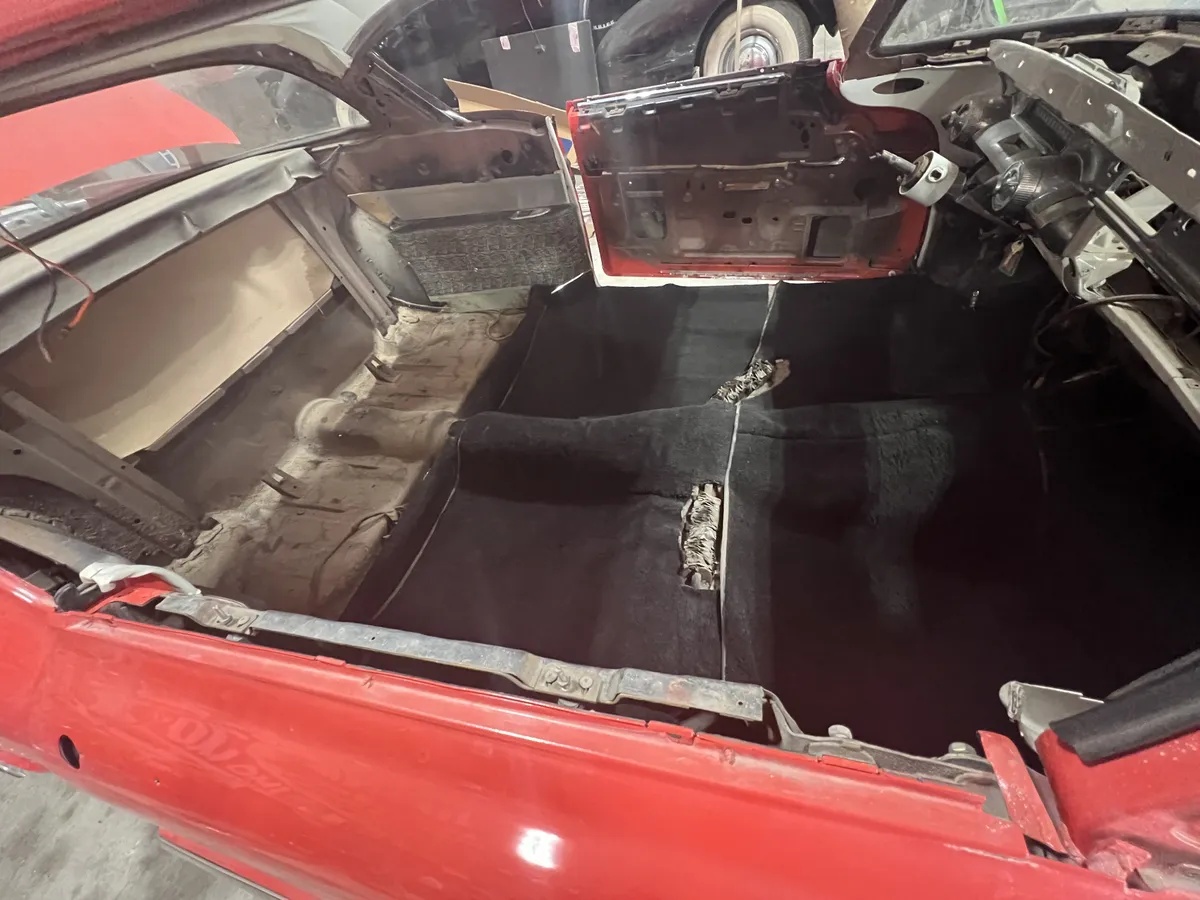 Buick-Super-1958-Seminole-Red-White-Black-And-Silver-19