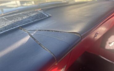 Buick-Wildcat-1965-Black-Red-2