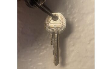 Buick-Wildcat-1965-Black-Red-22