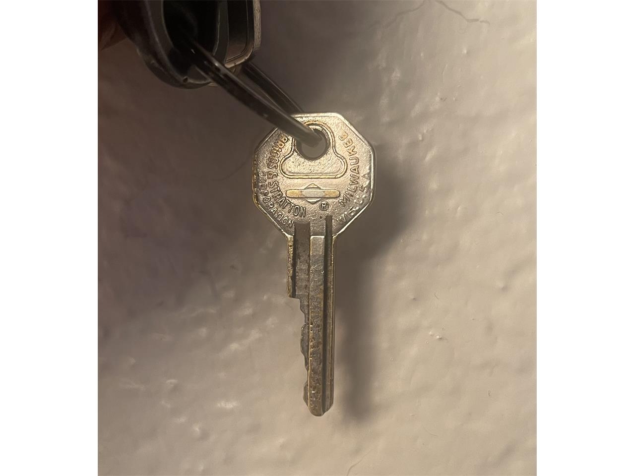 Buick-Wildcat-1965-Black-Red-22