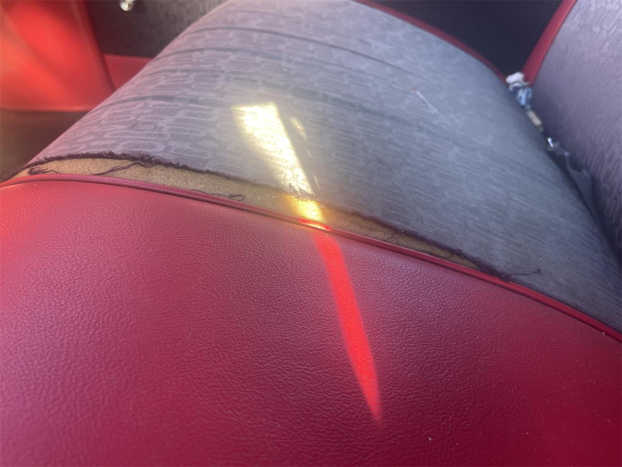 Buick-Wildcat-1965-Black-Red-27