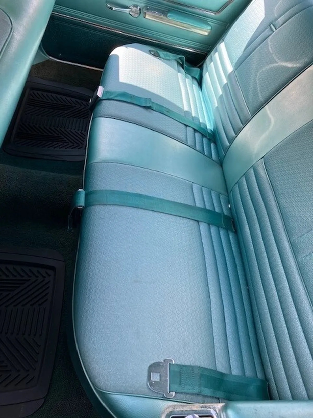 Buick-Wildcat-1966-Seafoam-Green-Metalic-Seafoam-Green-Metalic-10