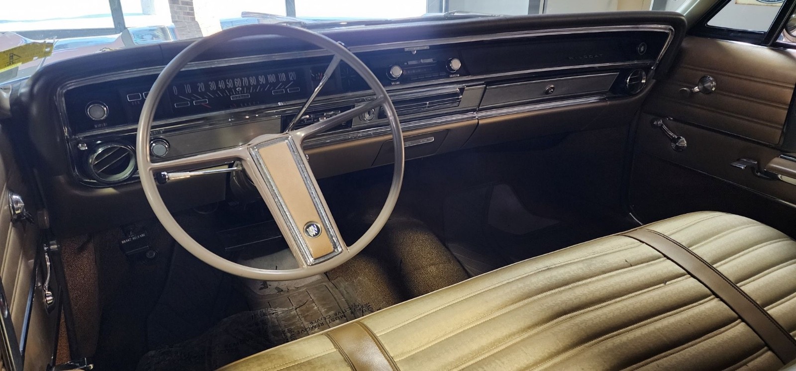 Buick-Wildcat-1967-Coupe-16