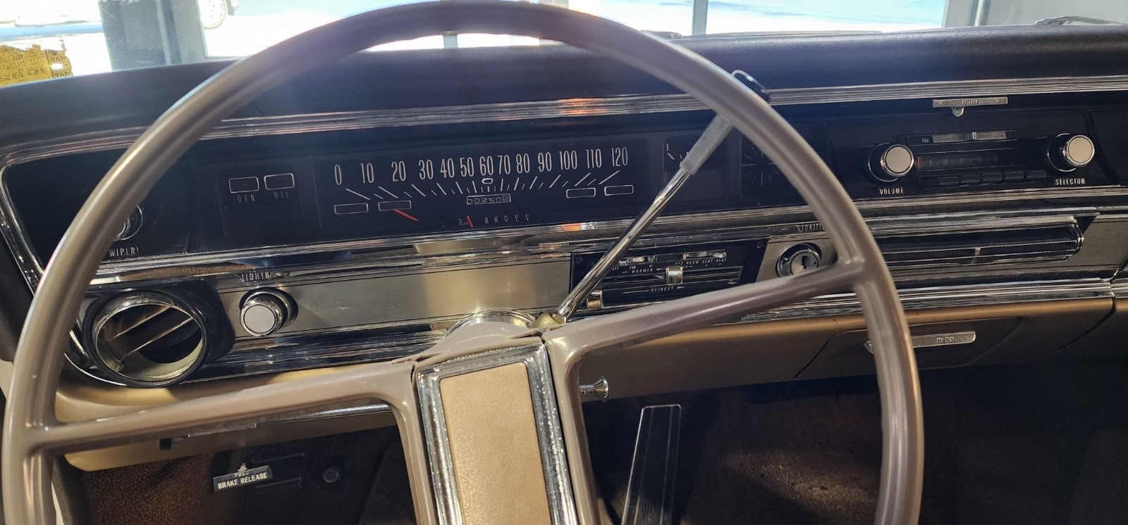 Buick-Wildcat-1967-Coupe-31