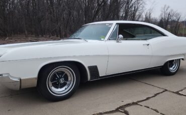 Buick-Wildcat-1967-Coupe