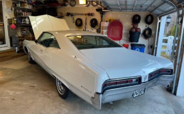 Buick-Wildcat-1967-Coupe-5
