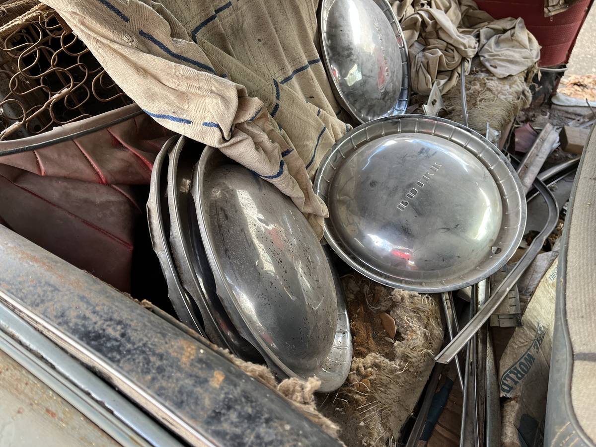 Buick-century-1954-silver-9