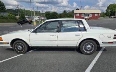 Buick-century-1986-white