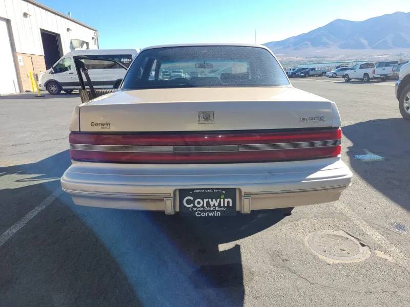 Buick-century-special-1994-7