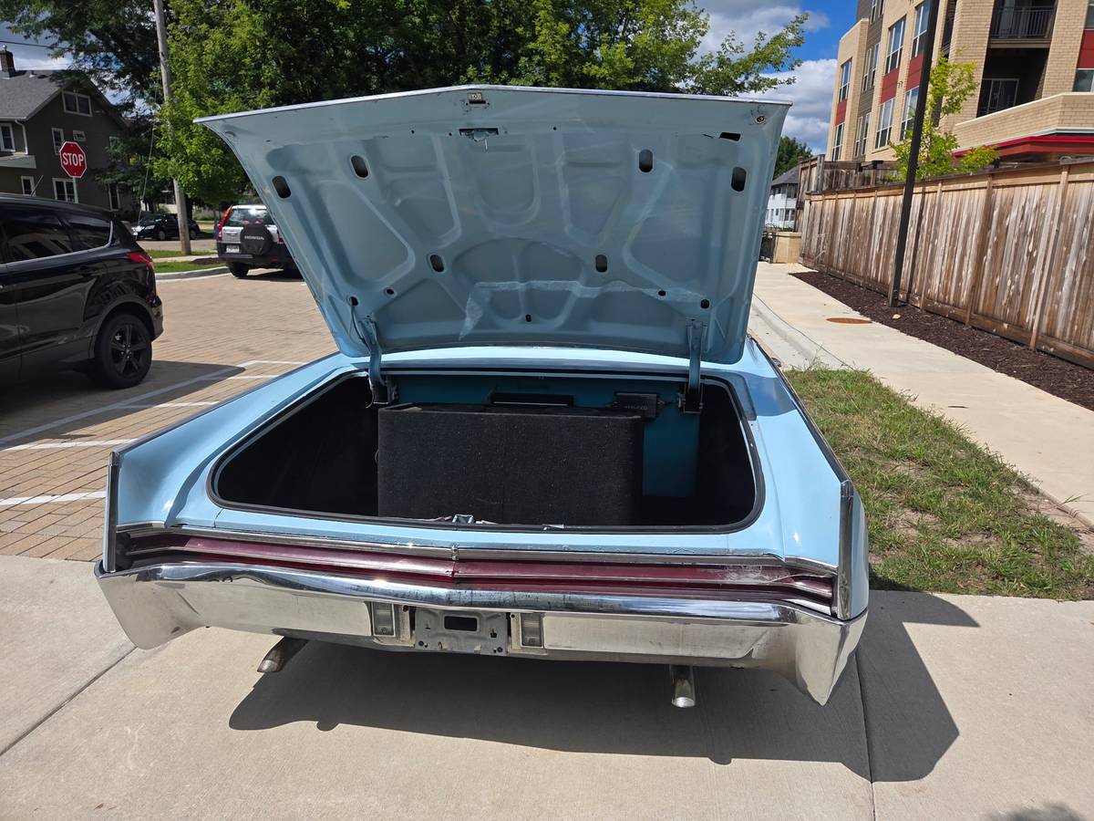 Buick-electra-1966-blue-10