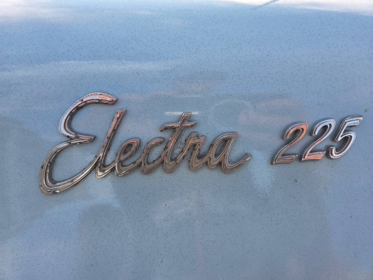 Buick-electra-1966-blue-11