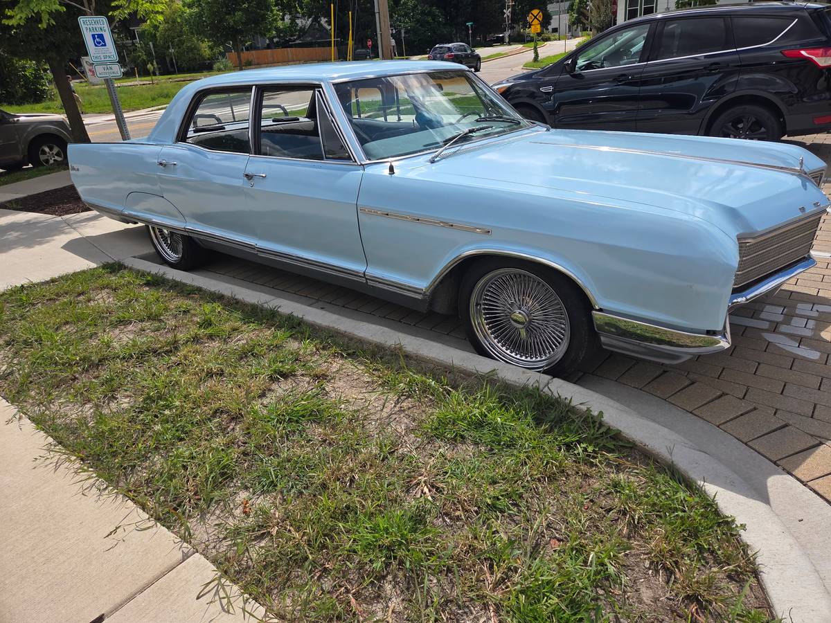 Buick-electra-1966-blue-7