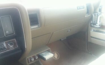 Buick-electra-225-1970-yellow-7