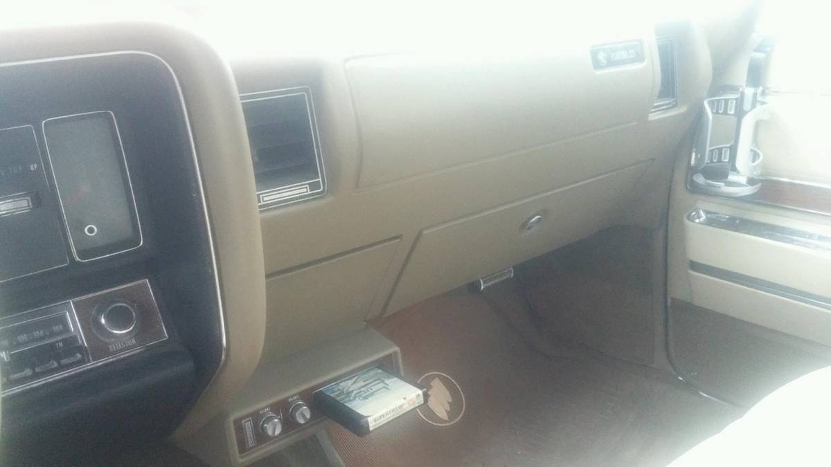 Buick-electra-225-1970-yellow-7