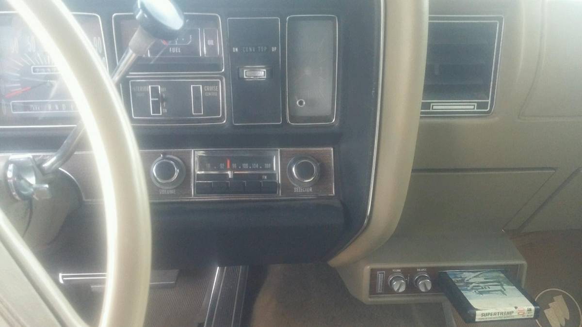 Buick-electra-225-1970-yellow-9