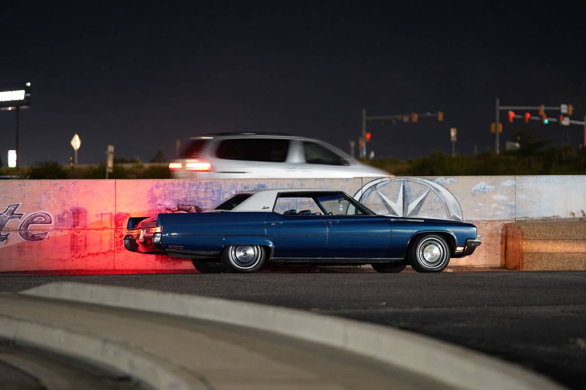 Buick-electra-225-1972-blue-2