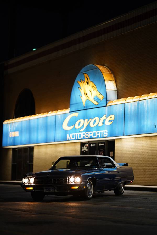Buick-electra-225-1972-blue-22