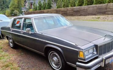 Buick-electra-park-avenue-1982-grey-5