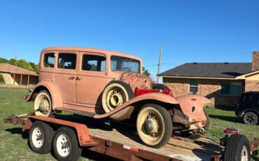 Buick-four-door-1932-custom-3