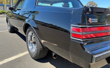 Buick-grand-national-1987-black-12