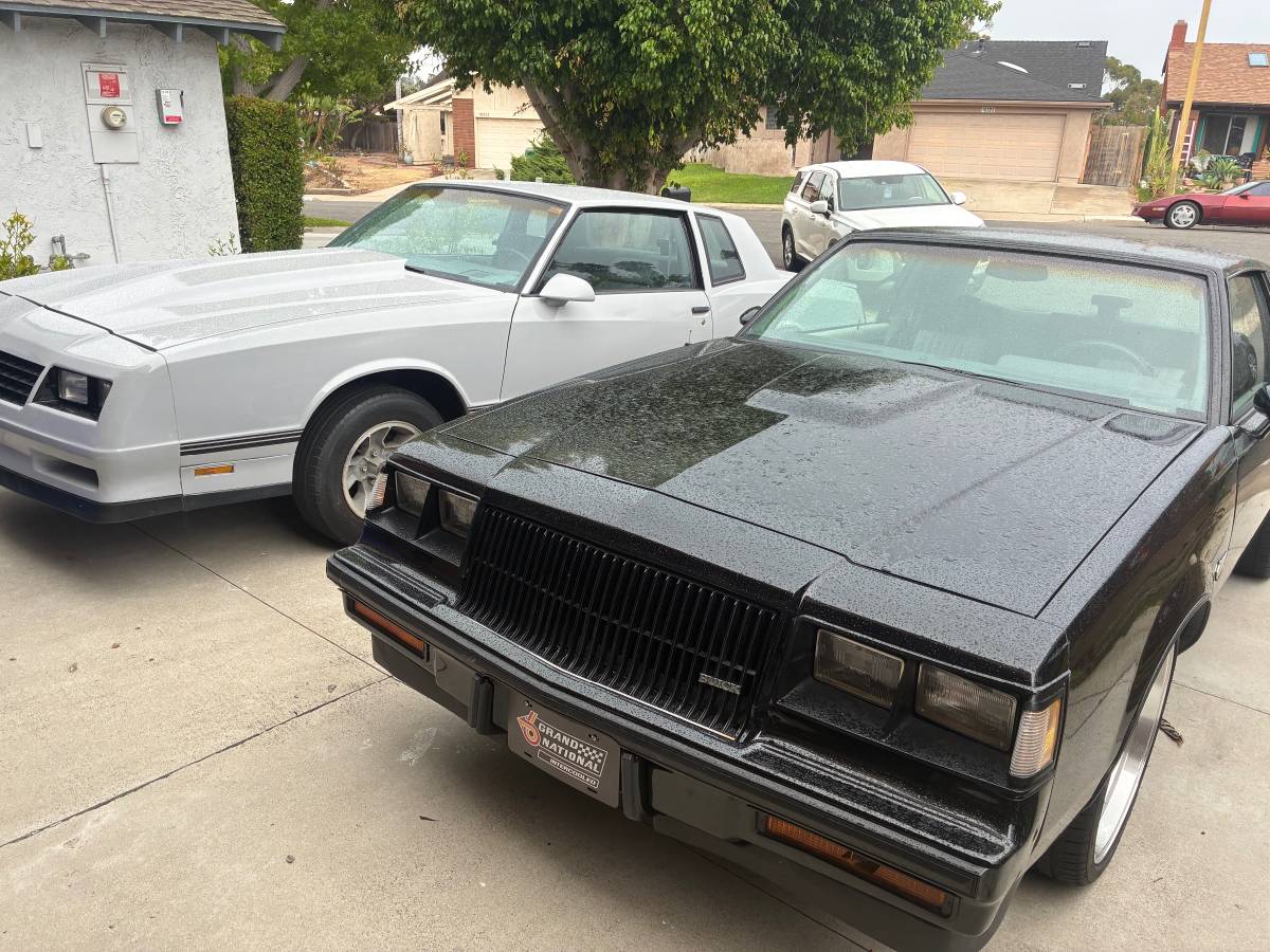 Buick-grand-national-1987-black-22