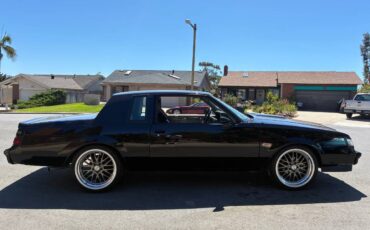 Buick-grand-national-1987-black-3