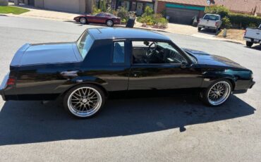 Buick-grand-national-1987-black-6