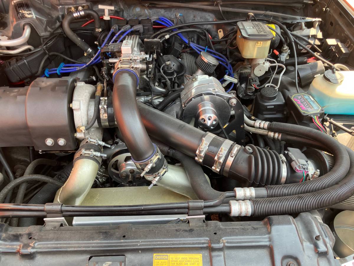 Buick-grand-national-1987-black-8
