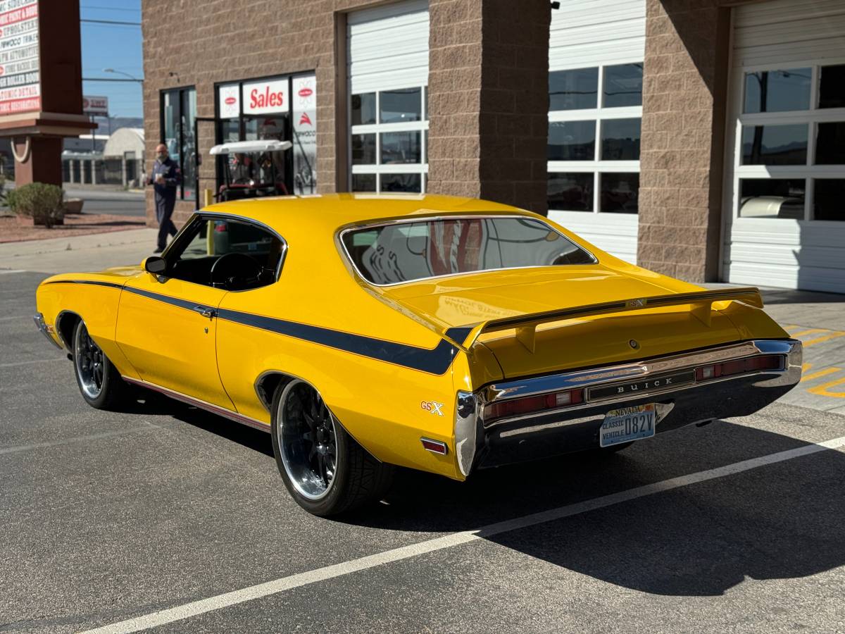 Buick-gs-restomod-1970-13