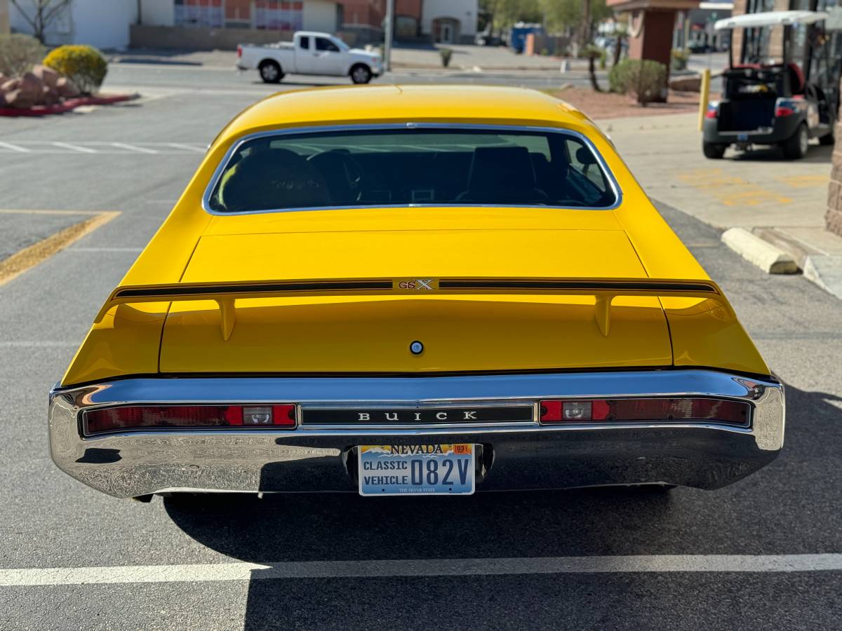 Buick-gs-restomod-1970-14