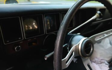 Buick-gsx-1970-yellow-19