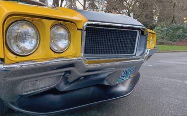 Buick-gsx-1970-yellow-28