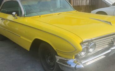 Buick-invicta-1961-yellow-6