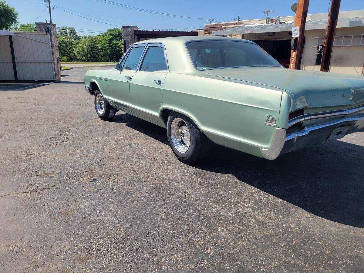 Buick-lasabre-1966-green-9