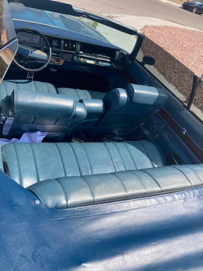 Buick-lesabre-1975-blue-1