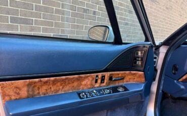 Buick-lesabre-1993-custom-18