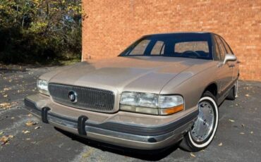 Buick-lesabre-1993-custom-3