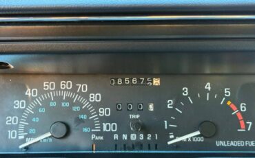 Buick-lesabre-1993-custom-57