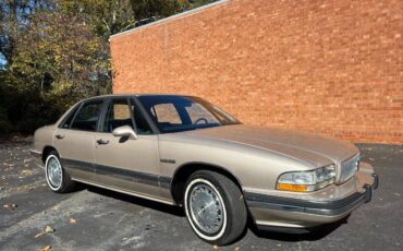 Buick-lesabre-1993-custom-69