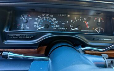 Buick-lesabre-1993-custom-8