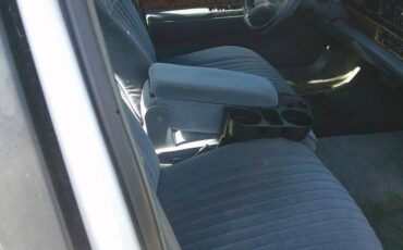 Buick-lesabre-1995-white-1