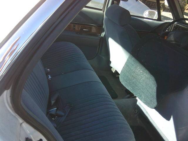 Buick-lesabre-1995-white-3