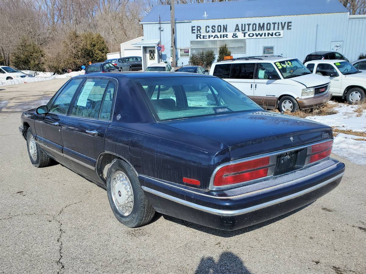 Buick-park-ave-1996-blue-3