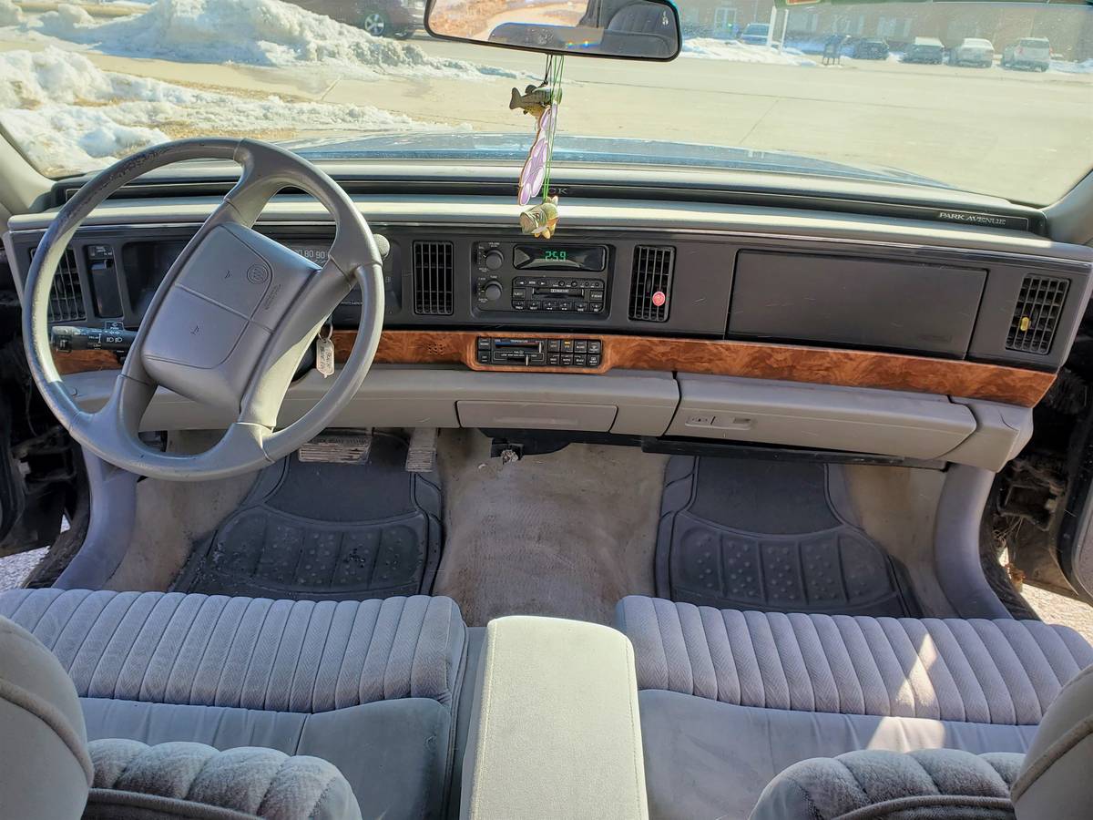 Buick-park-ave-1996-blue-6