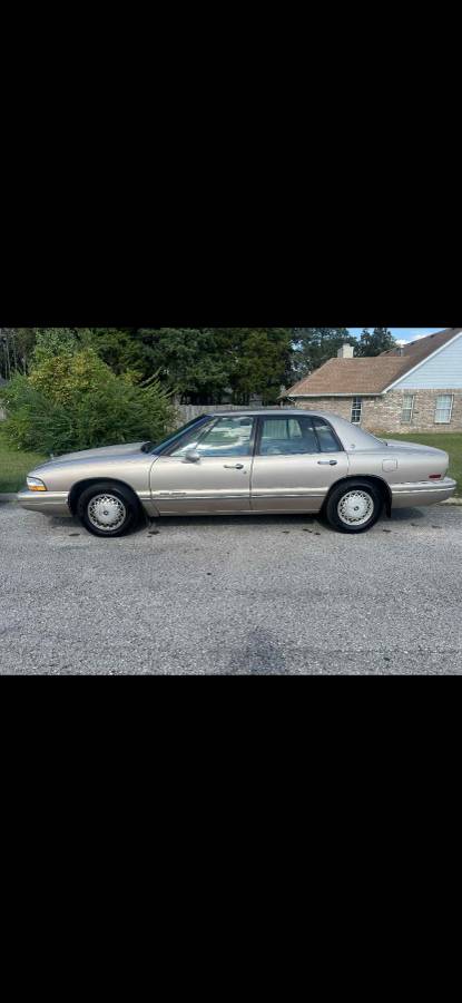 Buick-park-avenue-1995-custom-1
