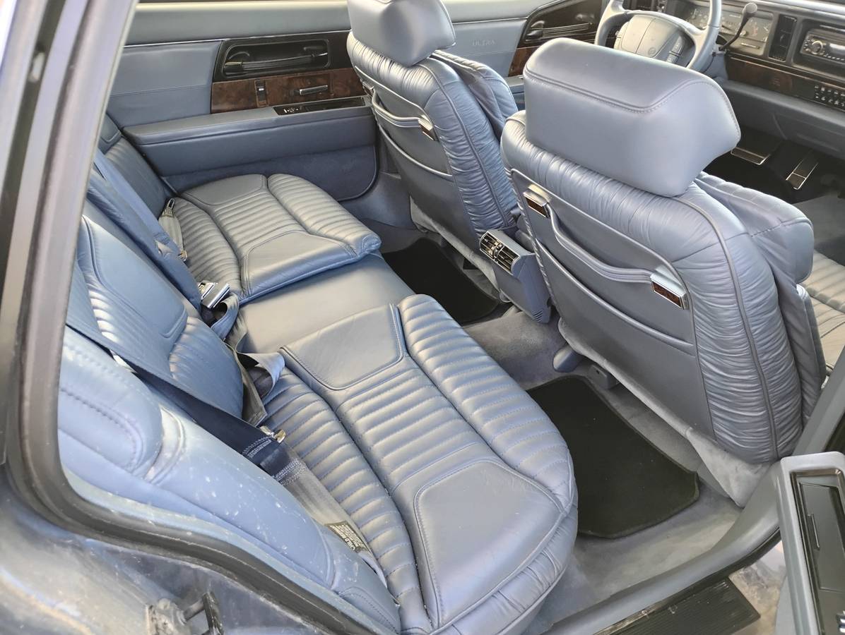 Buick-park-avenue-ultra-1994-2
