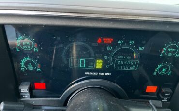 Buick-reatta-1990-silver-13