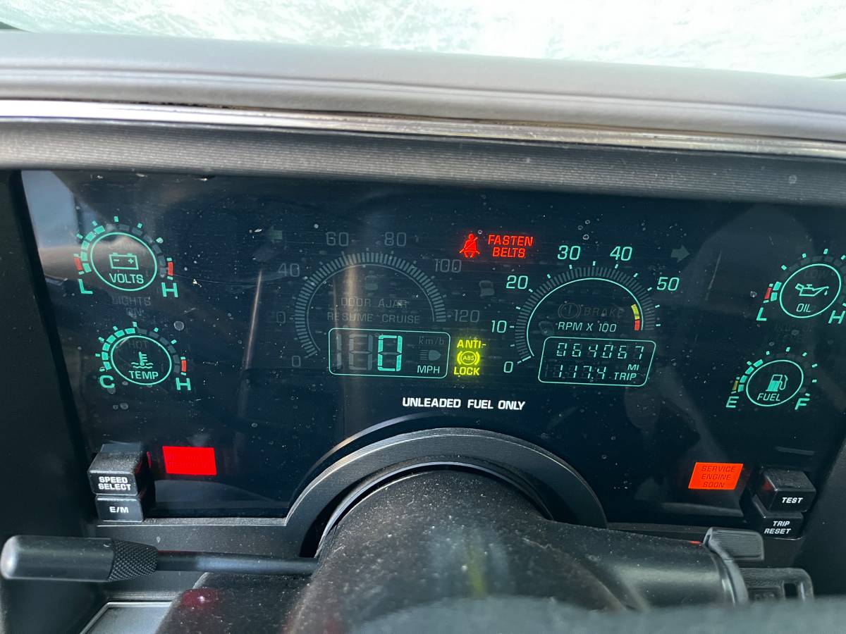 Buick-reatta-1990-silver-13